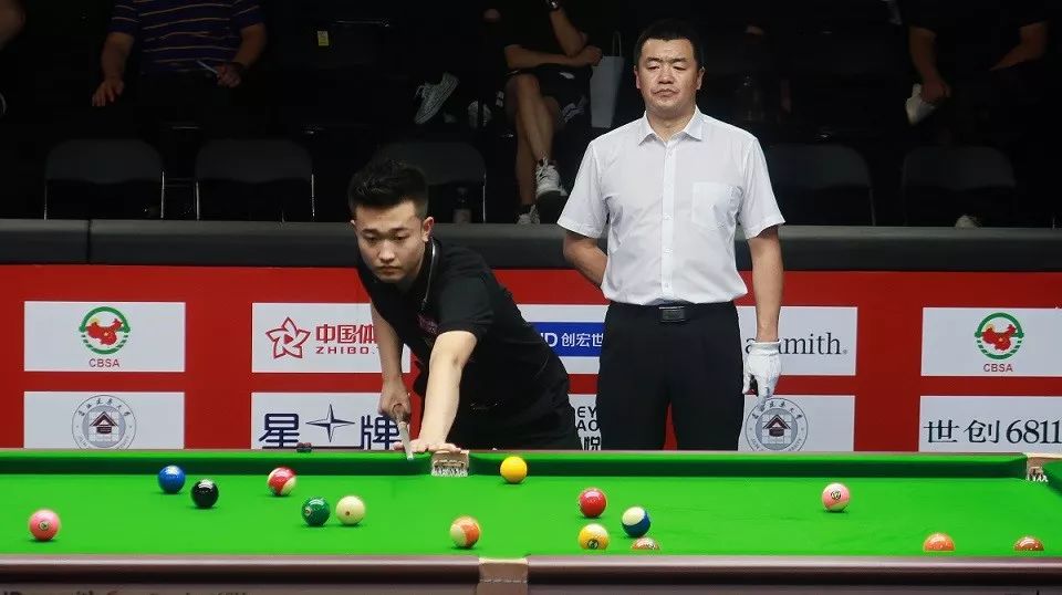 在恩里克执 在恩里克执